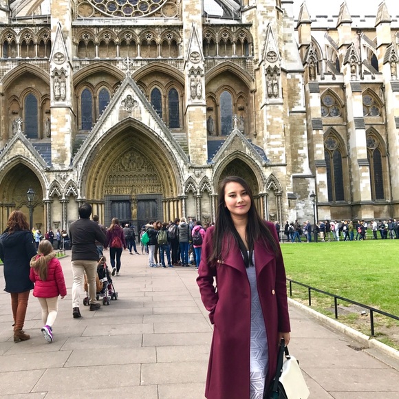 Meet your Posher, Trinh - Picture 3 of 3